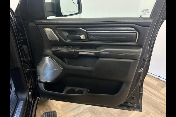 Dodge Ram 1500 5.7 V8 4x4 Crew Cab Limited |PANO|HK|LUCHTVERING|