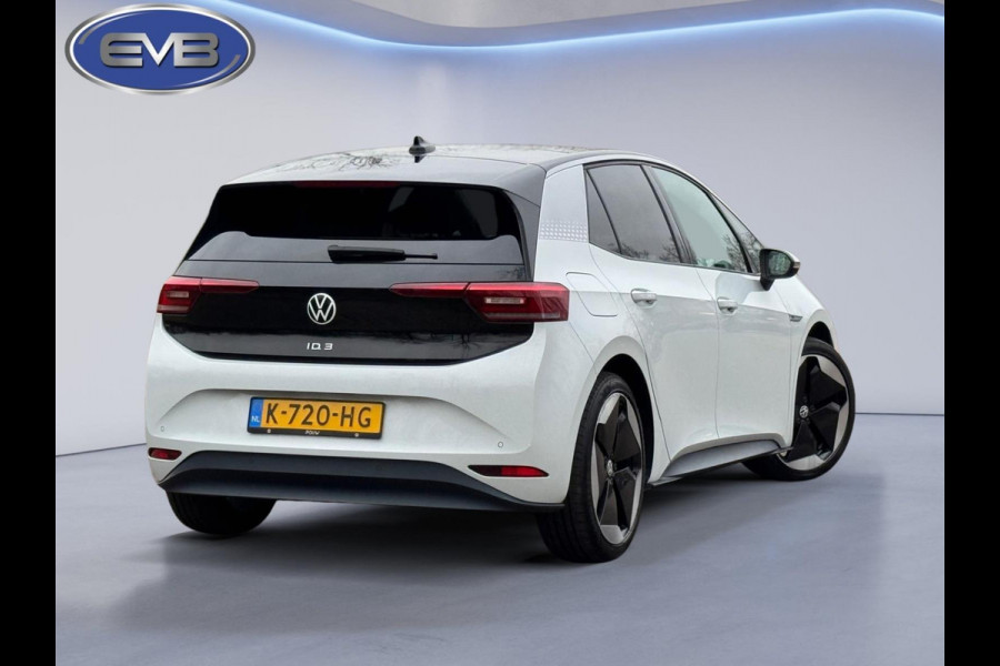 Volkswagen ID.3 First Max 58 kWh, panoramadak, camera, 20 inch, stoelverwarming, parelmoer, 1 e eigenaar, NL auto met nap