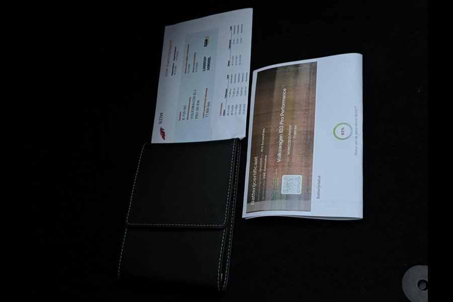 Volkswagen ID.3 First Max 58 kWh, panoramadak, camera, 20 inch, stoelverwarming, parelmoer, 1 e eigenaar, NL auto met nap