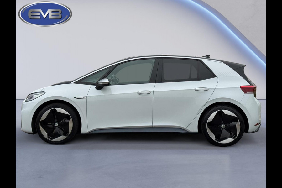 Volkswagen ID.3 First Max 58 kWh, panoramadak, camera, 20 inch, stoelverwarming, parelmoer, 1 e eigenaar, NL auto met nap