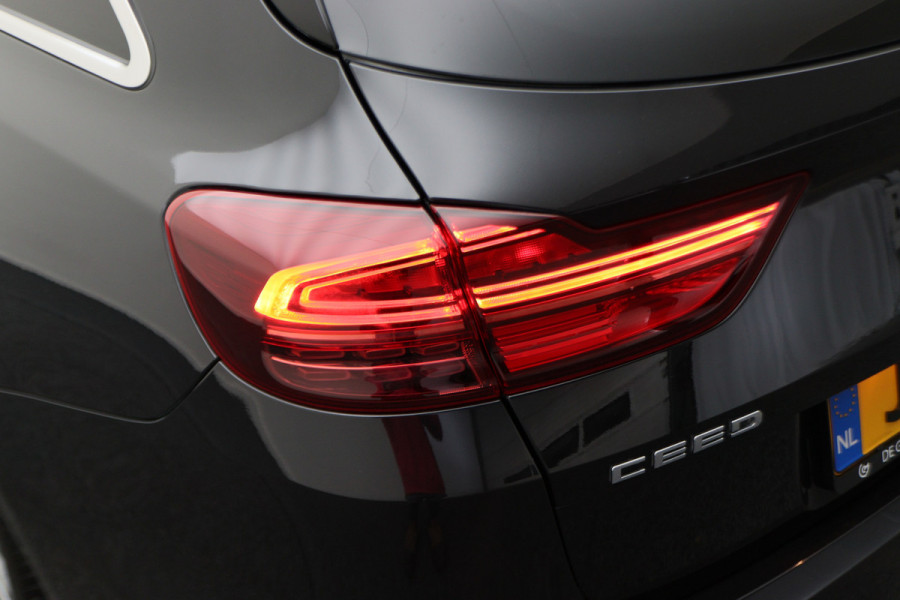 Kia ProCeed 1.4 T-GDI GT-PlusLine Panoramadak, H&K, Camera, ACC, Winter Pakket, Apple Carplay, DAB, 18''