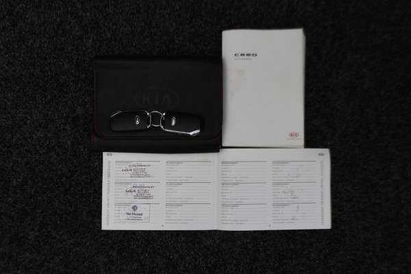 Kia ProCeed 1.4 T-GDI GT-PlusLine Panoramadak, H&K, Camera, ACC, Winter Pakket, Apple Carplay, DAB, 18''