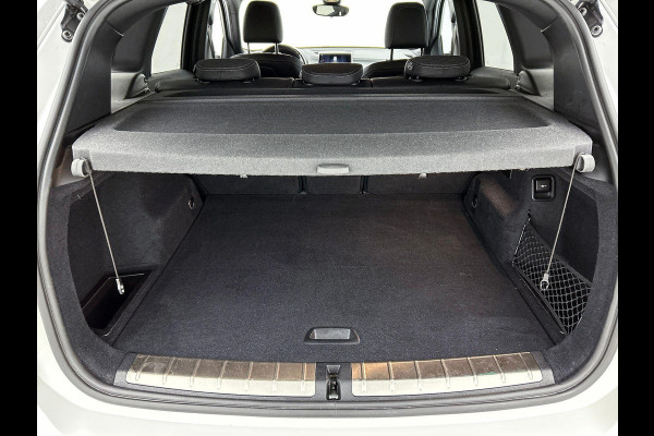 BMW X1 xDrive25e Exe. 221PK M Sport PLUG-In NAV | TREKHAAK | SFEERVERLICHTING