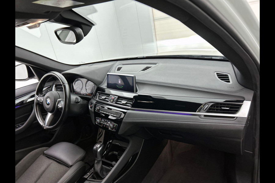 BMW X1 xDrive25e Exe. 221PK M Sport PLUG-In NAV | TREKHAAK | SFEERVERLICHTING
