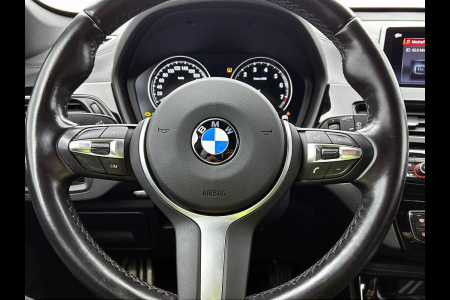 BMW X1 xDrive25e Exe. 221PK M Sport PLUG-In NAV | TREKHAAK | SFEERVERLICHTING