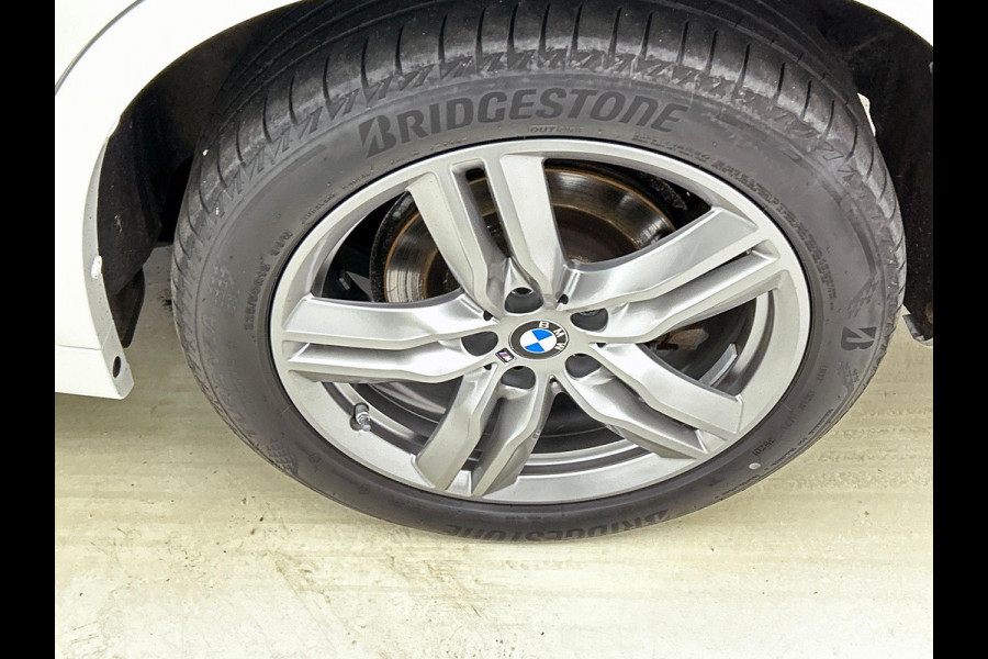 BMW X1 xDrive25e Exe. 221PK M Sport PLUG-In NAV | TREKHAAK | SFEERVERLICHTING
