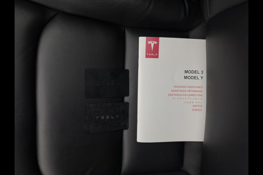 Tesla Model 3 Standard RWD Plus 60 kWh [ 3-Fase ] (INCL-BTW) Aut. *PANO | AUTO-PILOT | LEATHER | KEYLESS | FULL-LED | MEMORY-PACK | TOP-VIEW | DAB | CARPLAY | DIGI-COCKPIT | LANE-ASSIST | COMFORT-SEATS | 18"ALU*