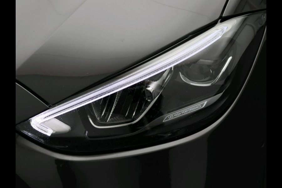 Mercedes-Benz C-Klasse Estate 300 e Star Edition LIMITED AMG | Night Pakket | Panorama Schuif-Kanteldak | Distronic | Apple CarPlay | Sfeerverlichting | Memory voorstoelen. Inclusief 24 maanden MB Certified garantie voor Europa.