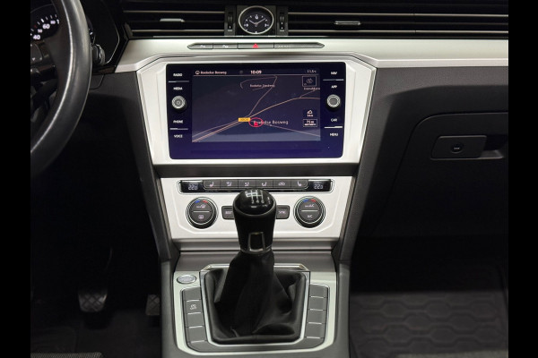 Volkswagen Passat Variant 1.4 TSI ACT Highline | Pano | Navi | Massagestoel | Camera | LED | Adaptive Cruise