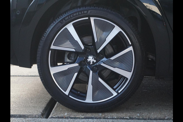 Peugeot e-208 EV GT Pack 50 kWh Panoramadak