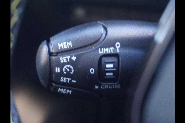 Peugeot e-208 EV GT Pack 50 kWh Panoramadak