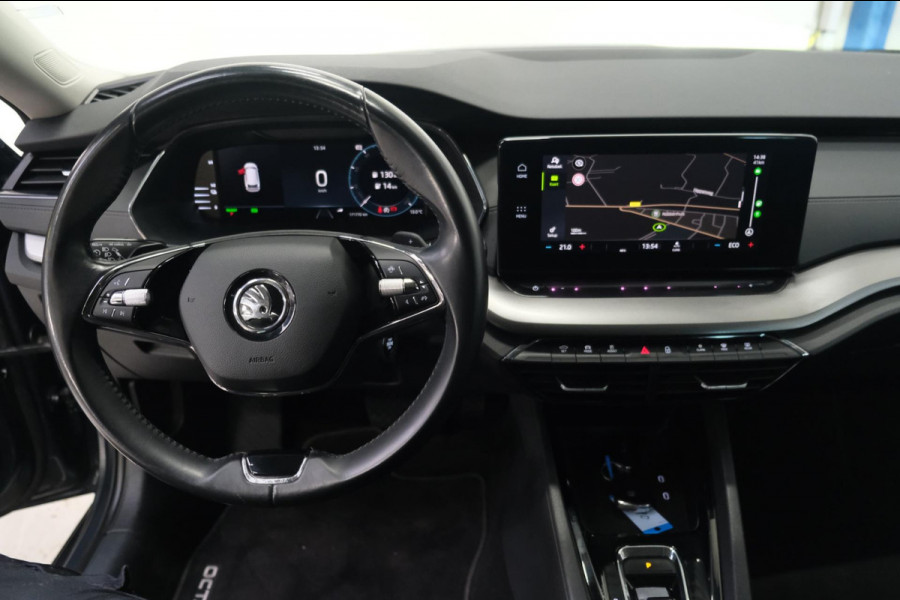 Škoda Octavia Combi 1.4 TSI iV PHEV Business Edition - N.A.P. Airco, Cruise, Navi, PDC, Trekhaak.