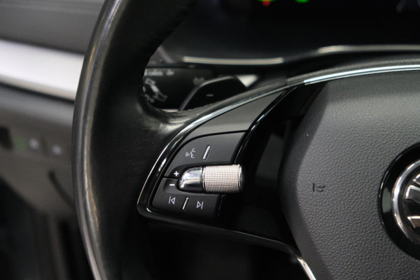 Škoda Octavia Combi 1.4 TSI iV PHEV Business Edition - N.A.P. Airco, Cruise, Navi, PDC, Trekhaak.