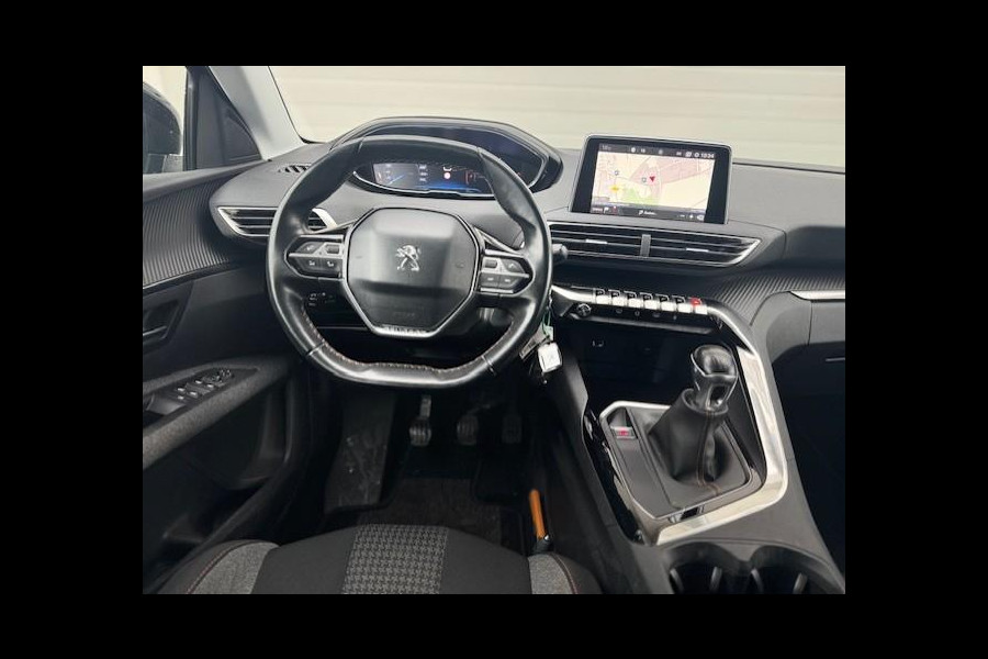Peugeot 3008 1.2 Active - Dealer onderhouden - Trekhaak -LED