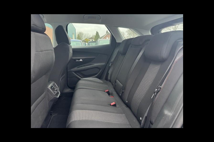 Peugeot 3008 1.2 Active - Dealer onderhouden - Trekhaak -LED