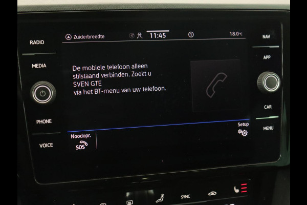 Volkswagen Passat 1.4 TSI PHEV GTE | Stoelverwarming | Massage | Leder/Alcantara | Camera | Carplay | Navigatie | Matrix LED | Adaptive cruise | Climate control | 18'' lichtmetalen velgen
