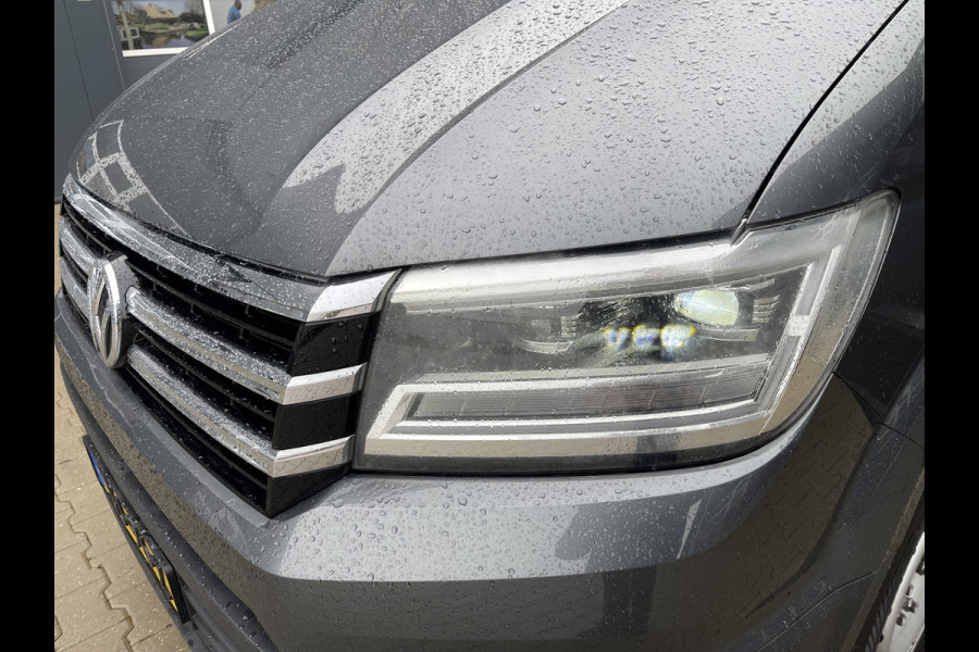 Volkswagen Crafter 35 2.0 TDI 140pk automaat L3H3 ( voorheen L2H2 ) Trendline / vaste prijs rijklaar € 16.950 ex btw / lease vanaf € 285 / grijs metallic / airco / cruise / pdc rondom / trekhaak / imperial