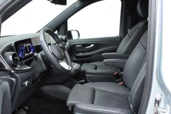 Mercedes-Benz Eqv 300 L2 / AMG / New Model / Luchtvering / 7-Persoons / Vol Opties / NIEUWSTAAT