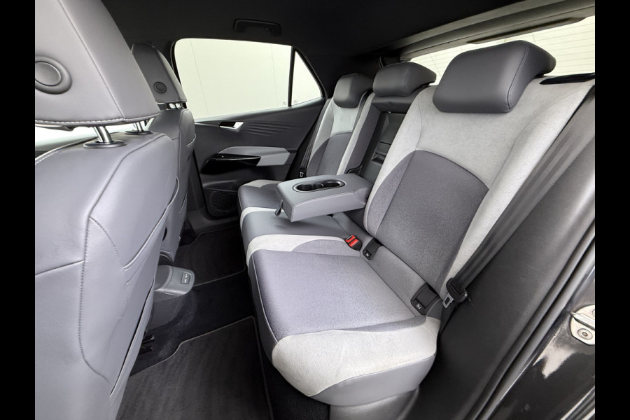 Volkswagen ID.3 First Plus 58kWh Navi-Pro Adap.Cruise Camera Lmv 19" Ecc Apple Carplay Android Auto SOH 92% Stoel+Stuurverwarming Matrix led Privacy Glas Keyless Rijstrooksensor Origineel Nederlandse Auto