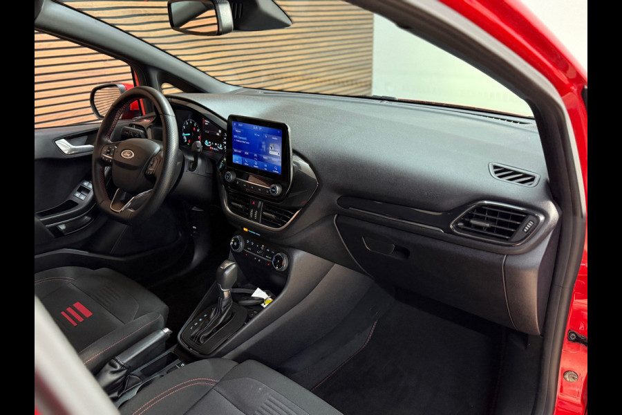 Ford Fiesta 1.0 EcoBoost Hybrid ST-Line Automaat | 17' inch | Sportstoelen | Camera | Winter-Pack