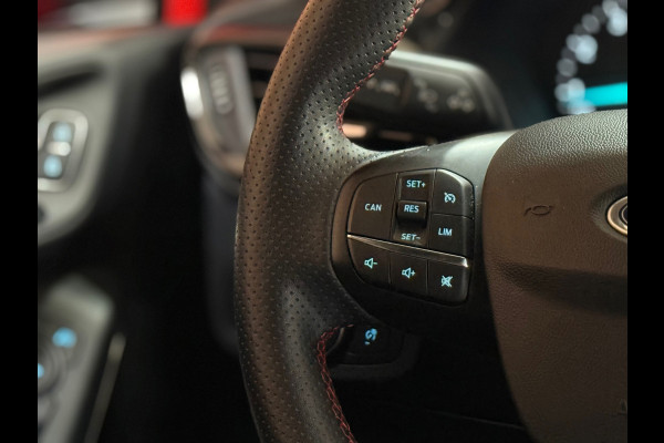 Ford Fiesta 1.0 EcoBoost Hybrid ST-Line Automaat | 17' inch | Sportstoelen | Camera | Winter-Pack