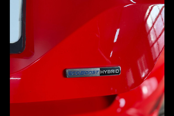 Ford Fiesta 1.0 EcoBoost Hybrid ST-Line Automaat | 17' inch | Sportstoelen | Camera | Winter-Pack