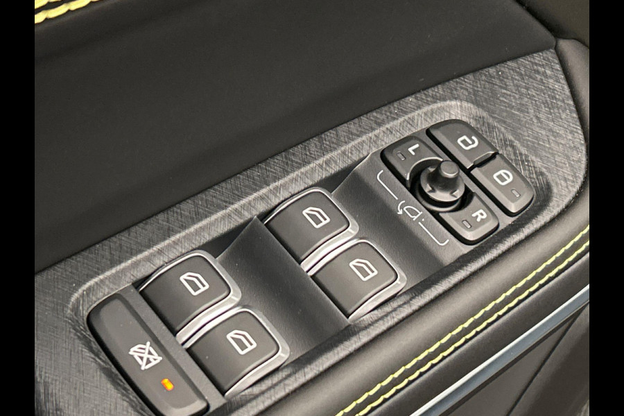 Lynk & Co 01 1.5 More Leder | Pano/dak | Stoel+Stuurwielverwarming | Keyless