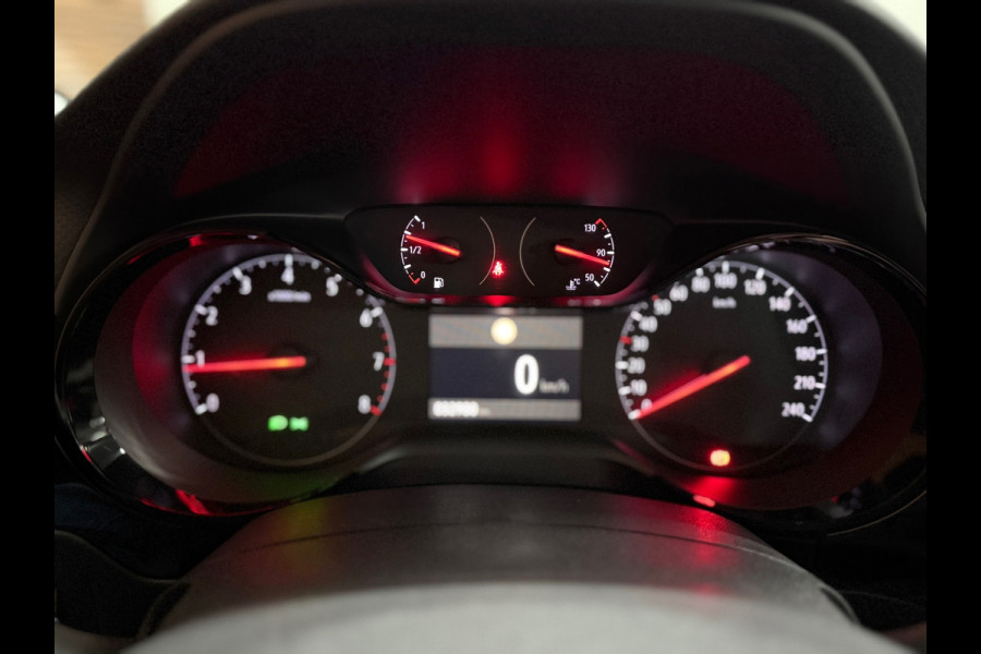 Opel Corsa 1.2 Edition Automaat | Navigatie | Park Pilot | Carplay | ALC | Stoelverwarming