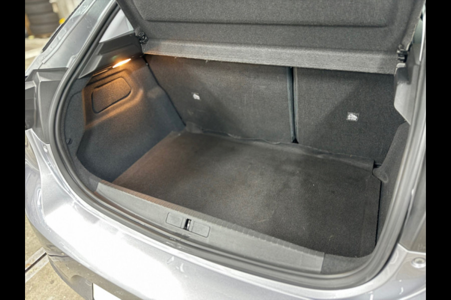 Opel Corsa 1.2 Edition Automaat | Navigatie | Park Pilot | Carplay | ALC | Stoelverwarming