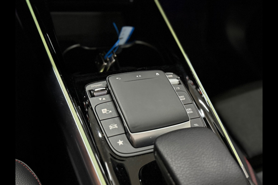 Mercedes-Benz B-Klasse 250 e Bus. Solution AMG Limited | Pano | Elektr stoelen + memory | Sfeer | Widescreen | LED Matrix | Camera