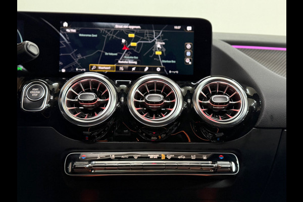 Mercedes-Benz B-Klasse 250 e Bus. Solution AMG Limited | Pano | Elektr stoelen + memory | Sfeer | Widescreen | LED Matrix | Camera