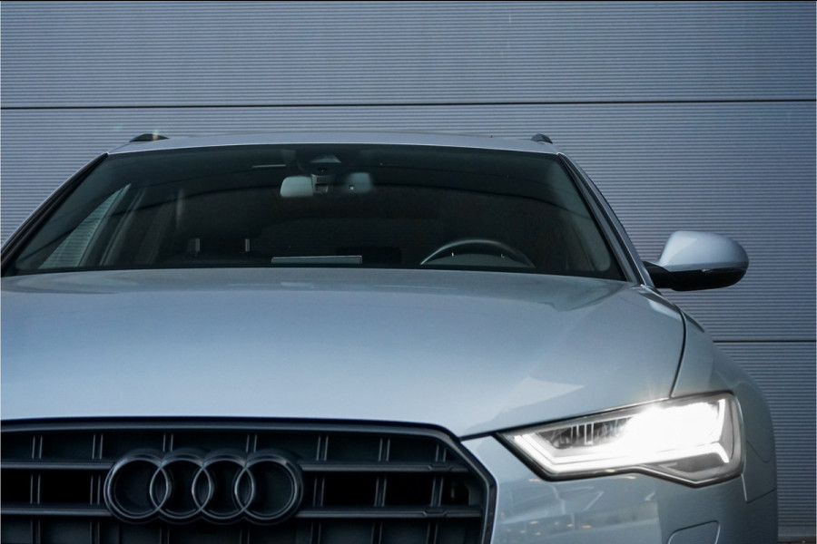 Audi A6 Avant 1.8 TFSI Ultra S line Edition Pano ACC Camera 20"