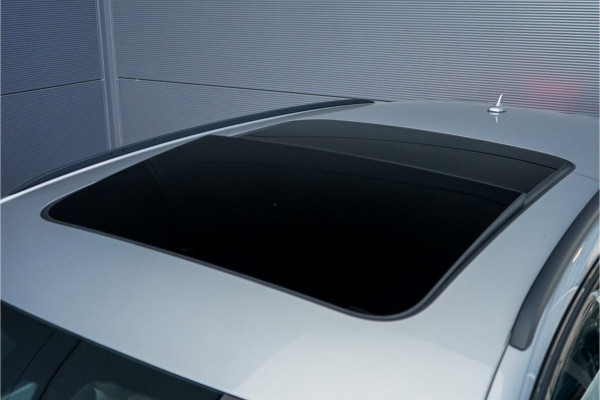 Audi A6 Avant 1.8 TFSI Ultra S line Edition Pano ACC Camera 20"