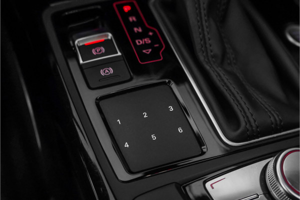 Audi A6 Avant 1.8 TFSI Ultra S line Edition Pano ACC Camera 20"