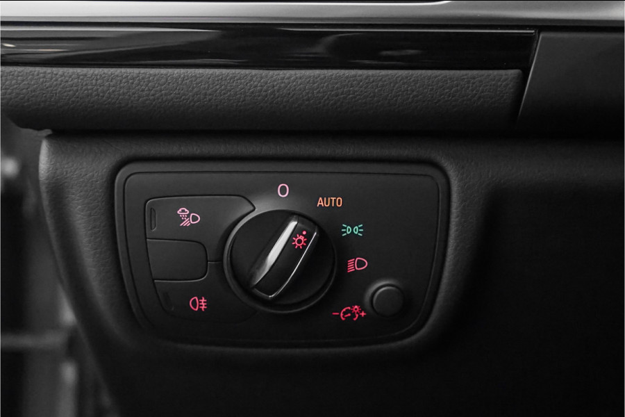 Audi A6 Avant 1.8 TFSI Ultra S line Edition Pano ACC Camera 20"