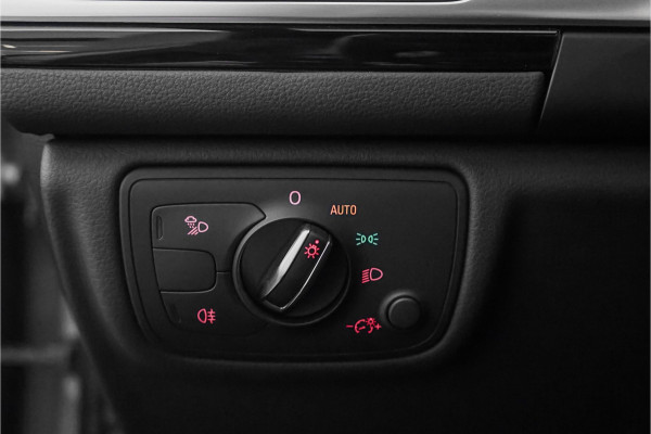 Audi A6 Avant 1.8 TFSI Ultra S line Edition Pano ACC Camera 20"