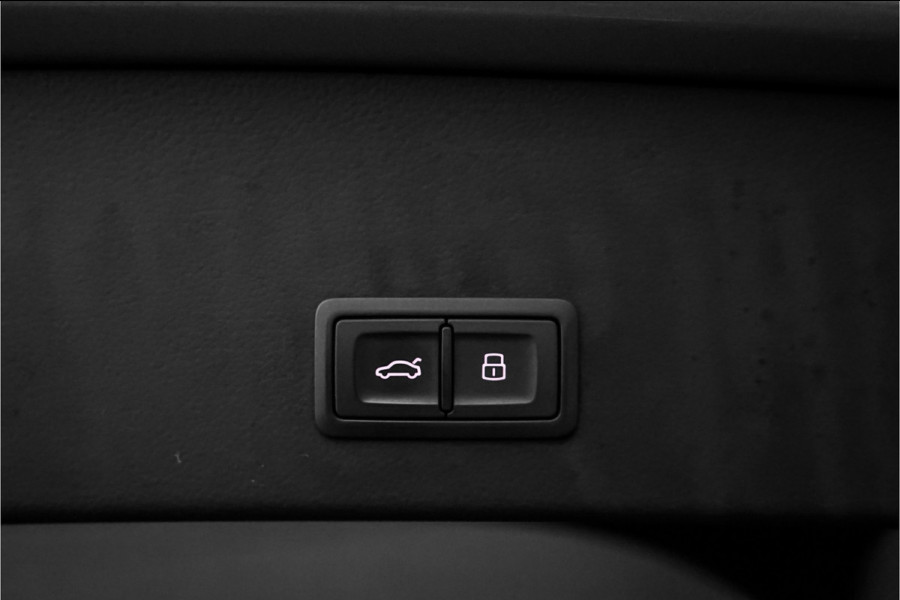 Audi A6 Avant 1.8 TFSI Ultra S line Edition Pano ACC Camera 20"