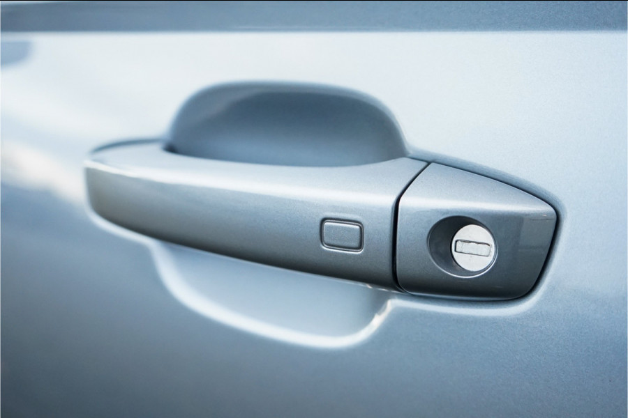 Audi A6 Avant 1.8 TFSI Ultra S line Edition Pano ACC Camera 20"