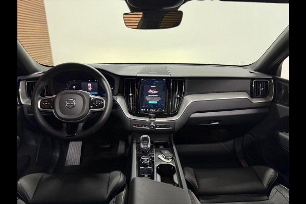 Volvo XC60 2.0 T6 Plug-in hybrid AWD Ultra Black Edition | Pano | Luchtvering | 21' inch | Harman/Kardon | BTW
