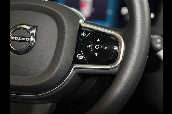 Volvo XC60 2.0 T6 Plug-in hybrid AWD Ultra Black Edition | Pano | Luchtvering | 21' inch | Harman/Kardon | BTW