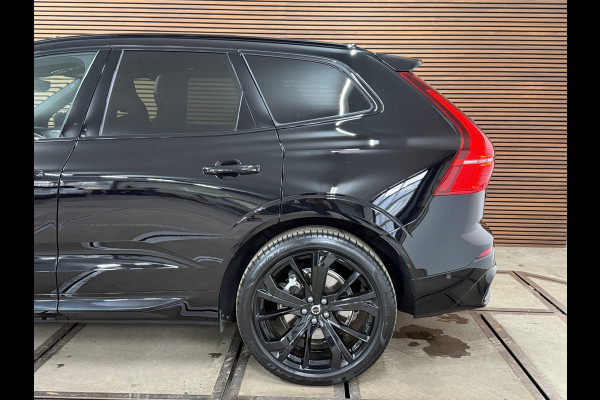 Volvo XC60 2.0 T6 Plug-in hybrid AWD Ultra Black Edition | Pano | Luchtvering | 21' inch | Harman/Kardon | BTW