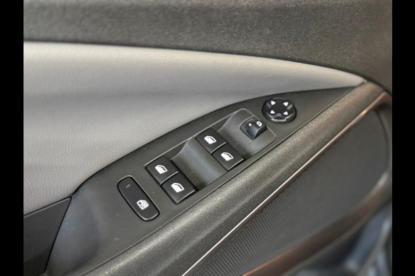 Opel Crossland X 1.2 Turbo Innovation | Pano | 17' inch | HUD | Half leder | Navigatie | Camera