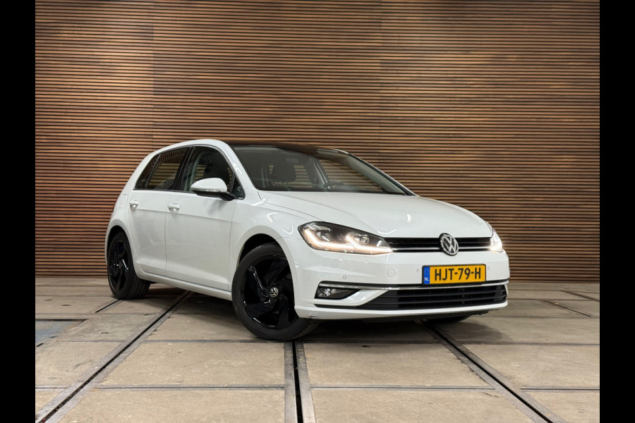 Volkswagen Golf 1.5 TSI Highline PANO/NAVI/CAMERA/LED/SPORTSTOELEN/CLIMATE/PARELMOER !