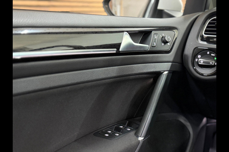 Volkswagen Golf 1.5 TSI Highline PANO/NAVI/CAMERA/LED/SPORTSTOELEN/CLIMATE/PARELMOER !