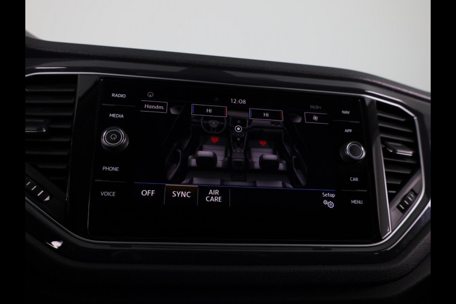 Volkswagen T-Roc 1.5 TSI Sport 150 pk Automaat (DSG) | Navigatie | Panoramadak | Parkeersensoren | Adaptieve cruise control | Keyless |