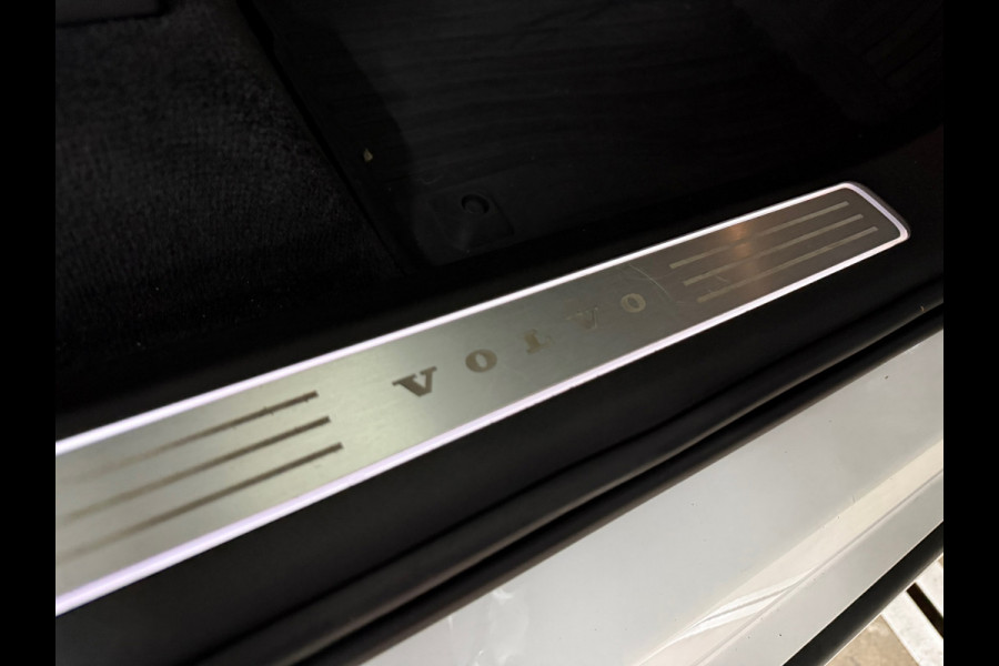 Volvo XC90 2.0 T8 Twin Engine AWD Inscription 7p. | Bowers&Wilkins | Pano | Adaptive Cruise | 360° Camera | Leder | HUD | Memory