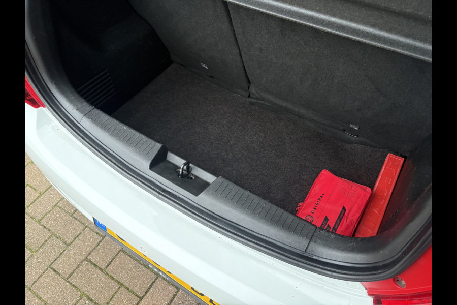 Opel KARL 1.0 EcoFLEX 75pk 120 Jaar Edition Plus AIRCO/CRUISE/MEDIA/PDC/15INCH