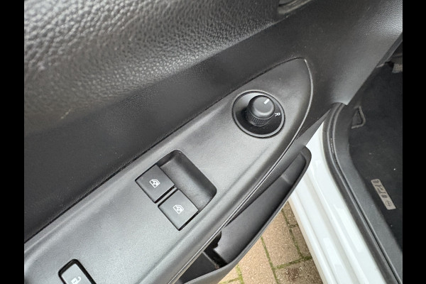 Opel KARL 1.0 EcoFLEX 75pk 120 Jaar Edition Plus AIRCO/CRUISE/MEDIA/PDC/15INCH