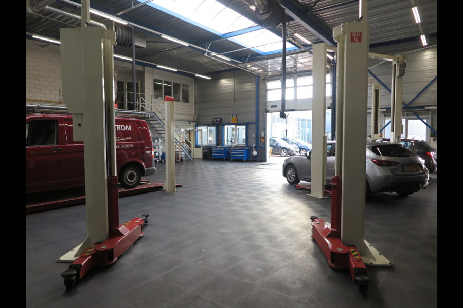 Opel KARL 1.0 EcoFLEX 75pk 120 Jaar Edition Plus AIRCO/CRUISE/MEDIA/PDC/15INCH