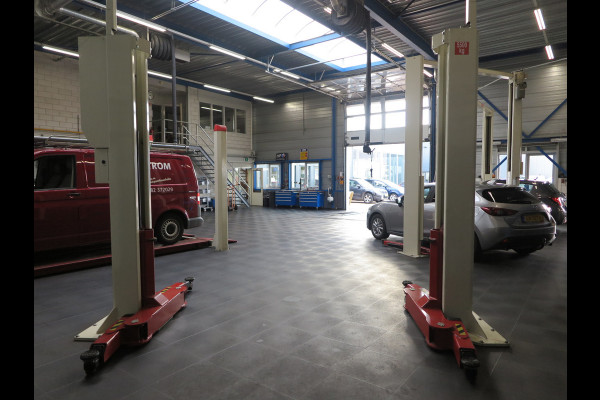 Opel KARL 1.0 EcoFLEX 75pk 120 Jaar Edition Plus AIRCO/CRUISE/MEDIA/PDC/15INCH